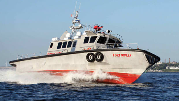 Charleston Response Vessel FORT RIPLEY 08/19/14