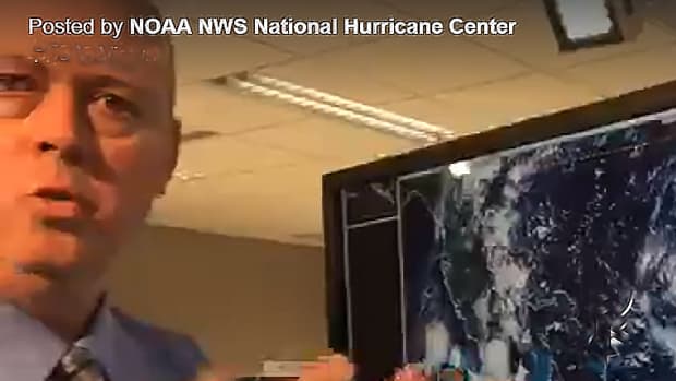 Hurricane center chief cropped