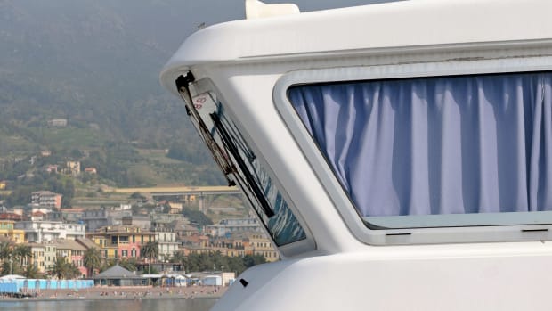 boat-windshield-WEB
