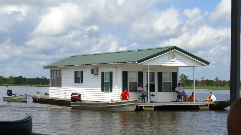 House Tax Bill Would End Boat Deduction for 'Second Home'