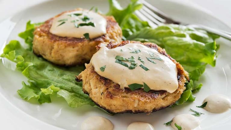 Weekend Treat: Galley-Up Crab Cakes