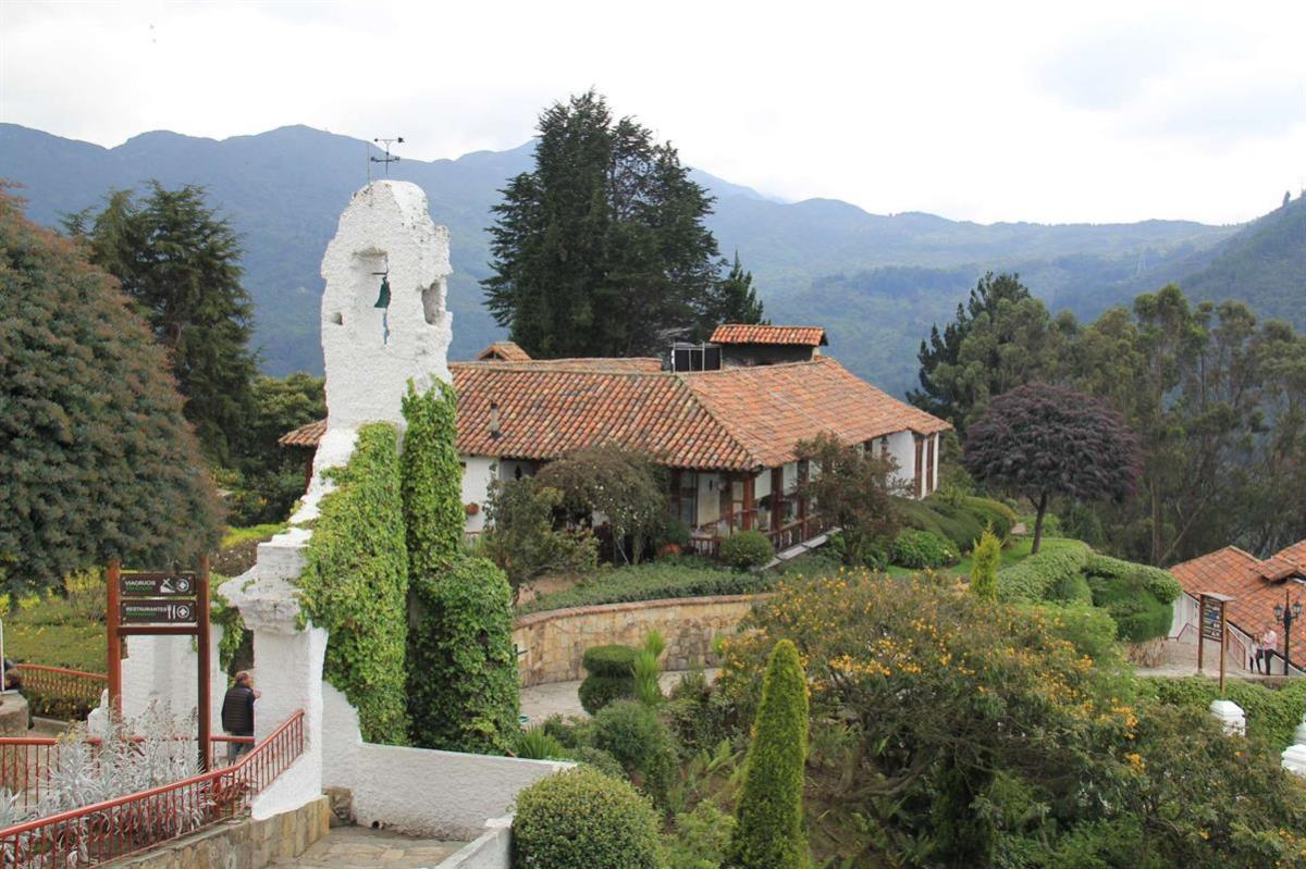 The gardens atop Cerro de Monsarrate.