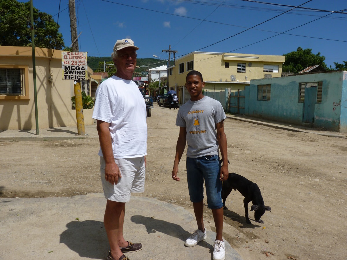 Julio (right), our tour guide and Bob.
