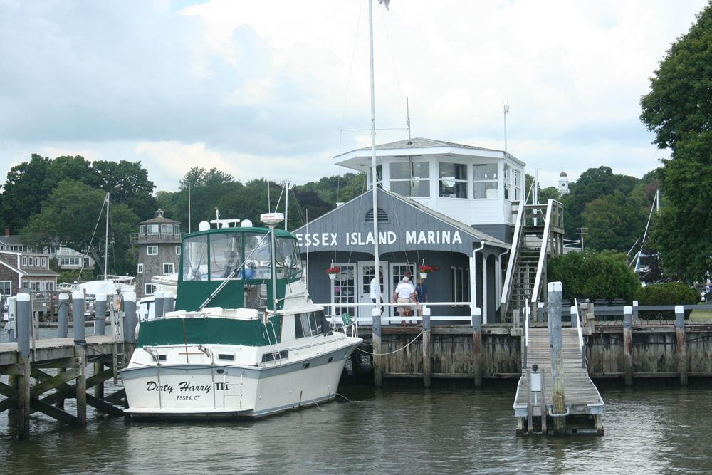 Brewer Yacht Yard Completes Purchase of Essex Island Marina PassageMaker