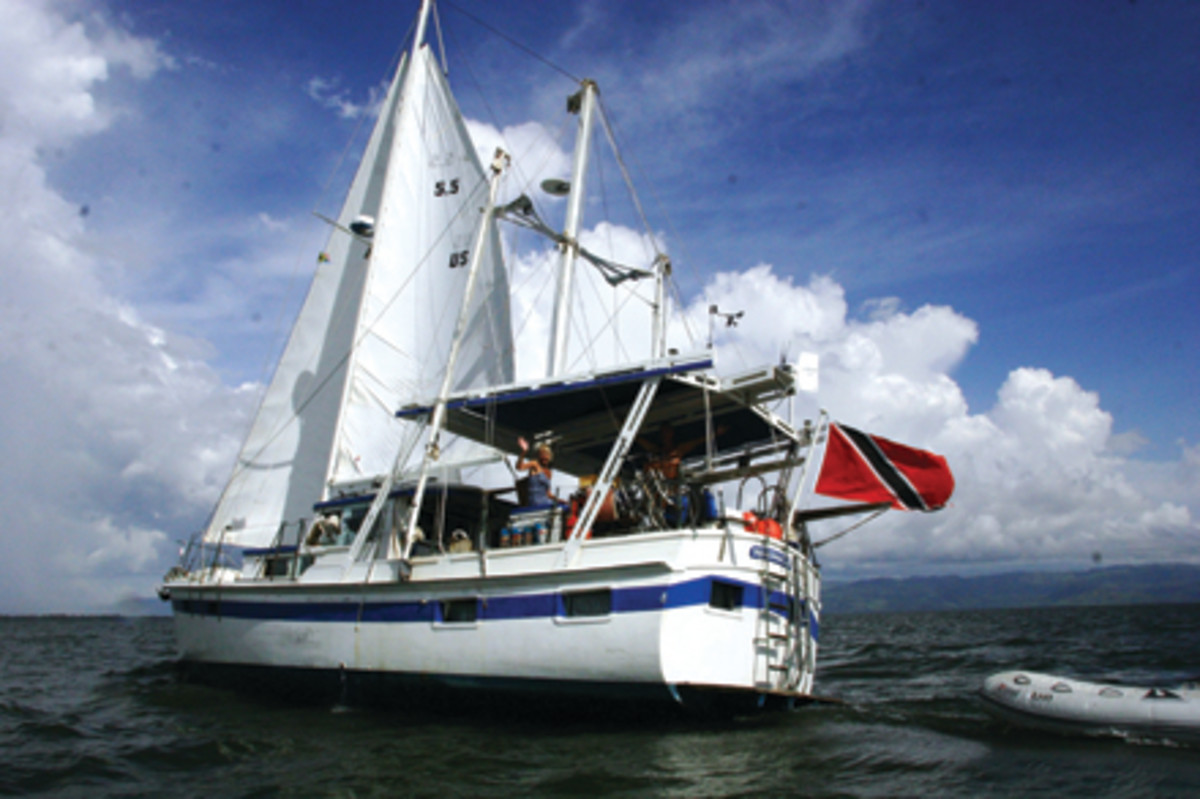 16-Guatemala-Sailing from Frontera-23