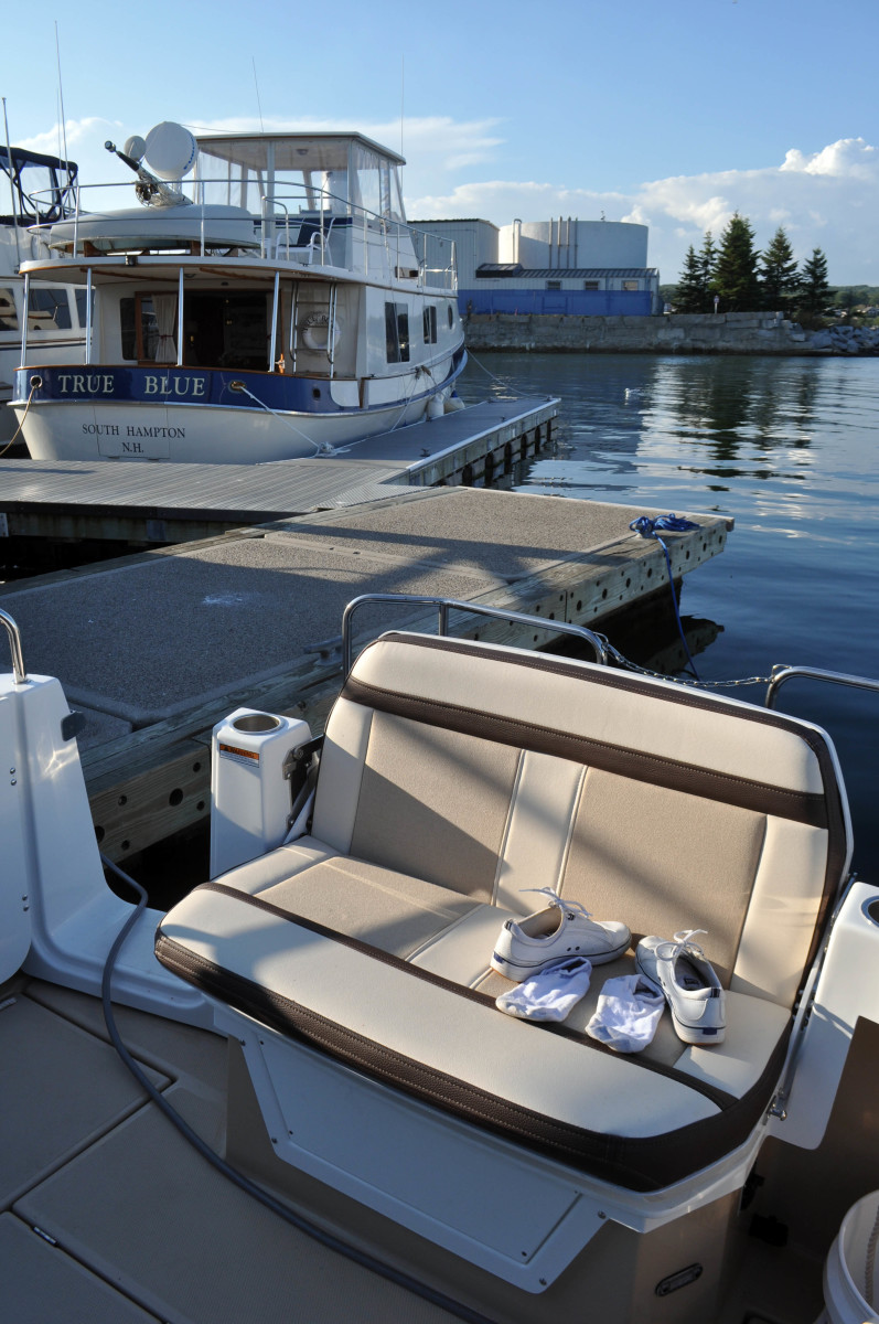  Call it “still life at the end of a cruising day.” Note the Cutwater’s cockpit loveseat which can convert to aft facing. Note also the Krogen Manatee docked behind us.