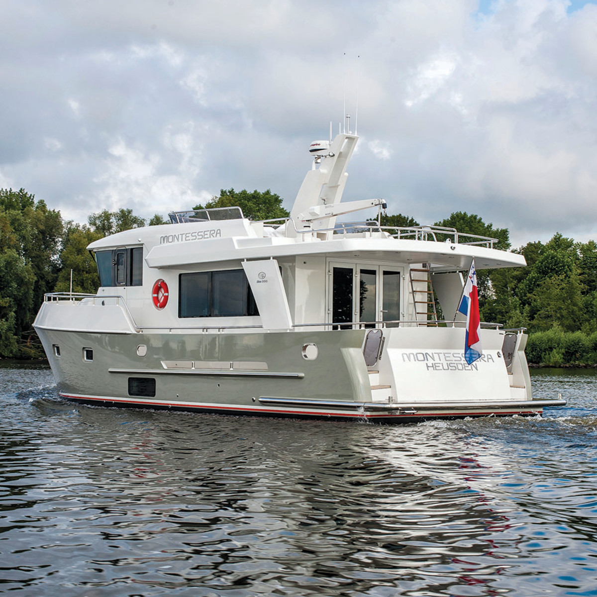 The Altena 50 features twin boarding steps from the swim platform, safe bulwark heights, large hawse pipes, and a design that blends traditional accents within a contemporary package.