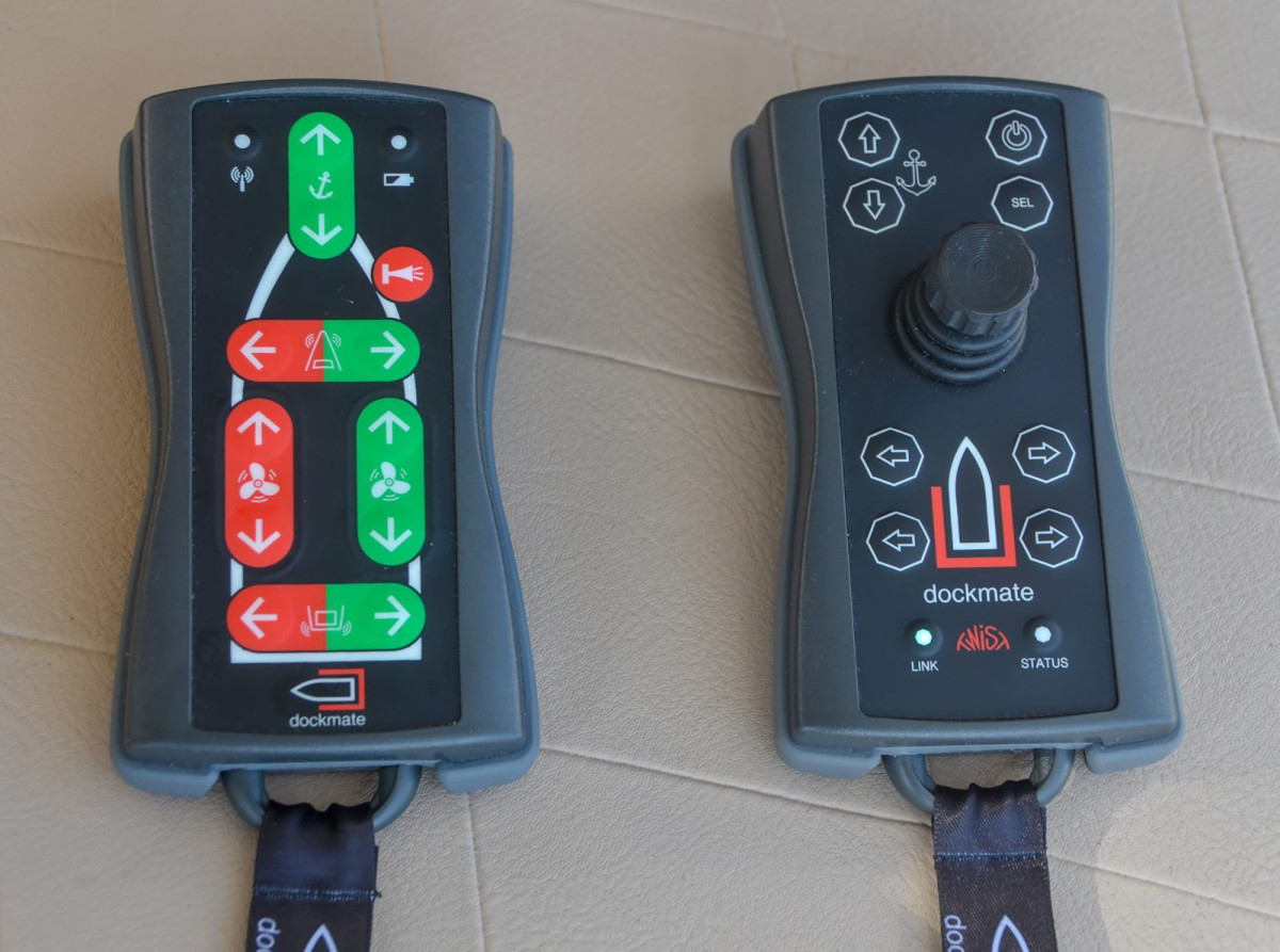 Dockmate remotes come with push buttons or joystick.