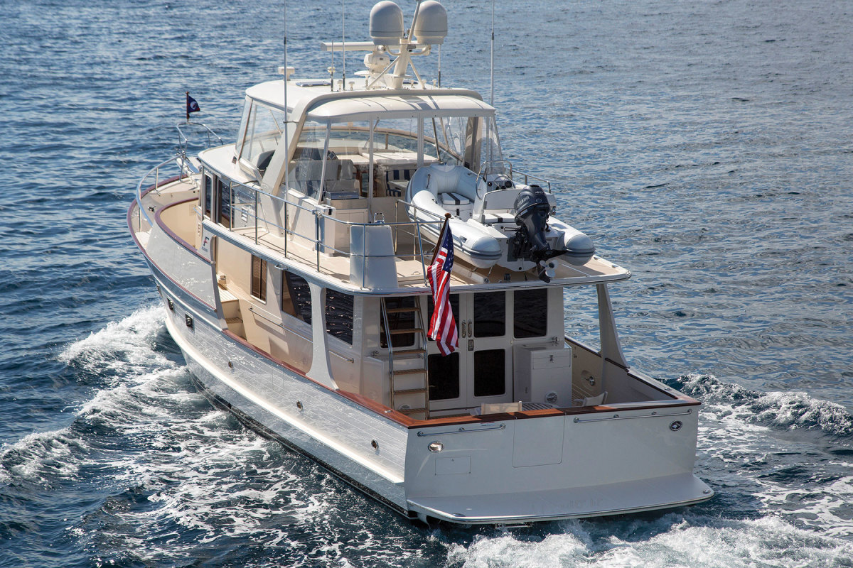The hull is essentially unchanged from its 1985 design. 
