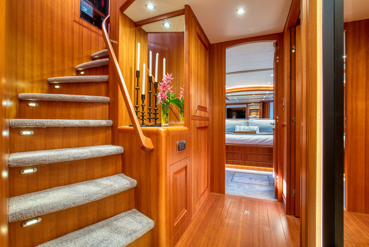 An elegant, forward companionway leads to her three staterooms.