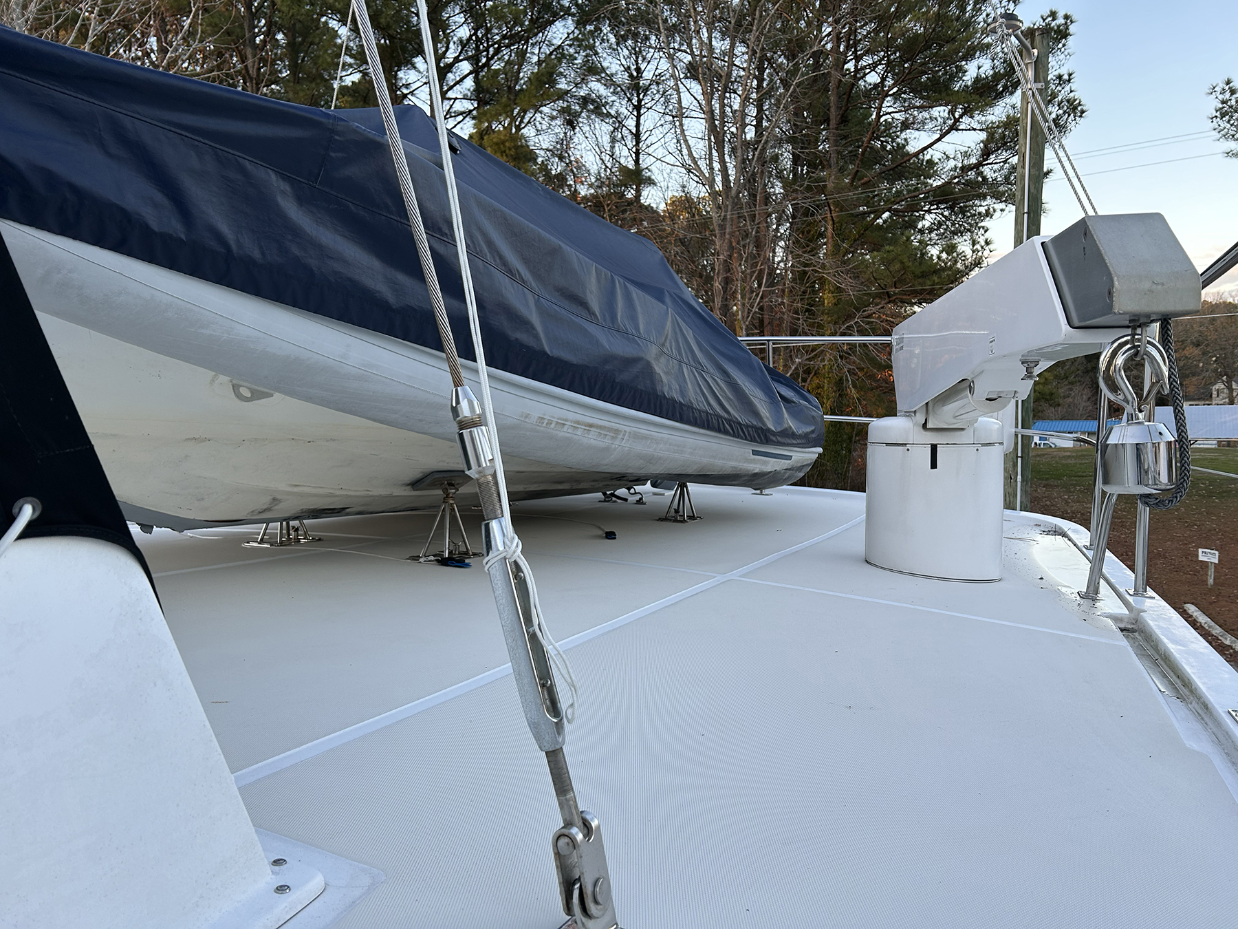Launching, retrieving and stowing a dinghy PassageMaker